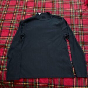 Ribbed turtleneck long-sleeve tee